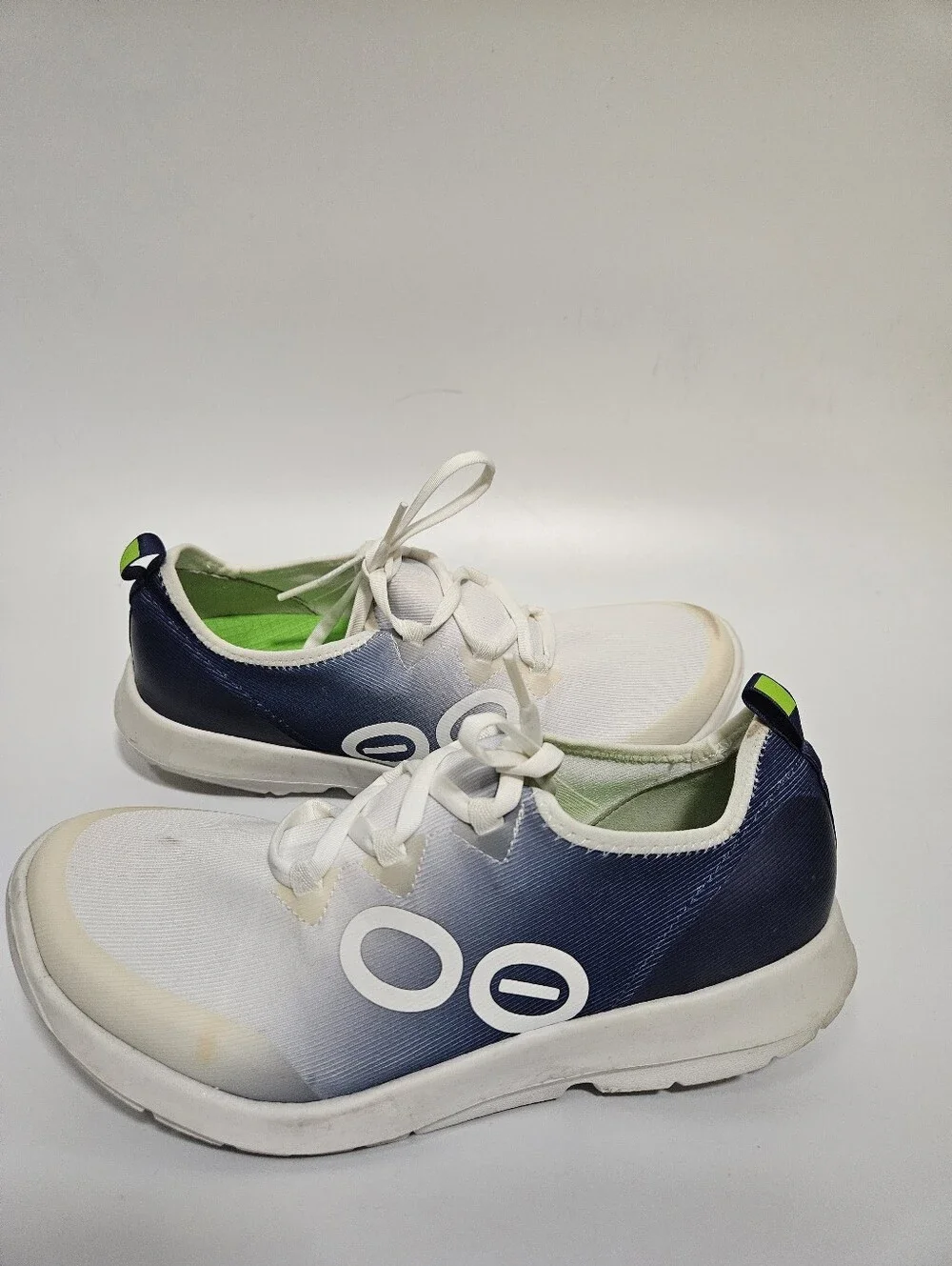Oofos Oomg Sport LS Low White/Blue Mutare Recovery Shoes Sz 9